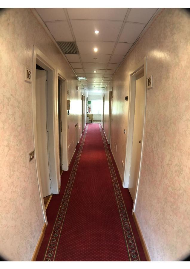 Hotel La Bussola Padenghe sul Garda Exteriör bild