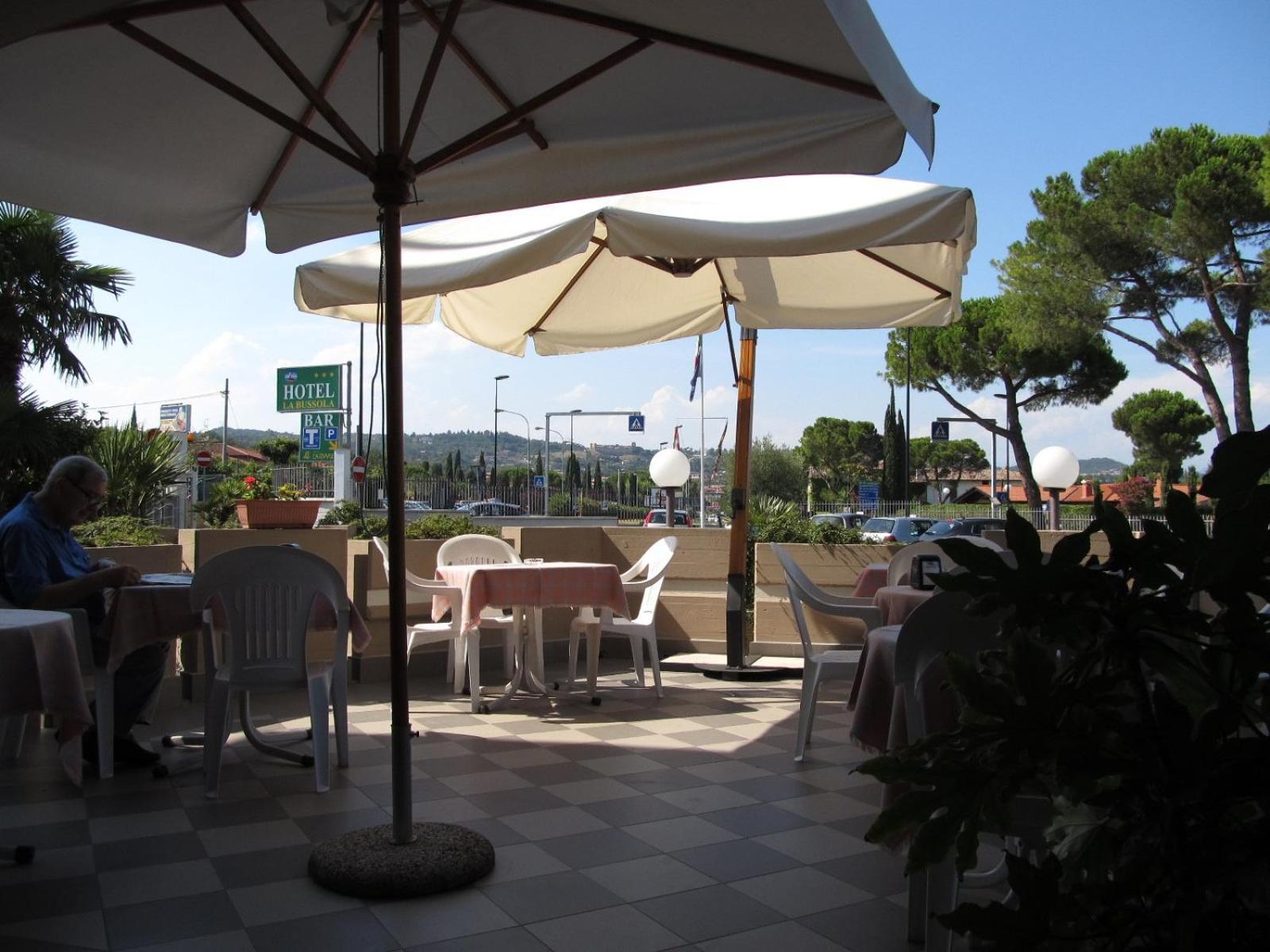 Hotel La Bussola Padenghe sul Garda Exteriör bild
