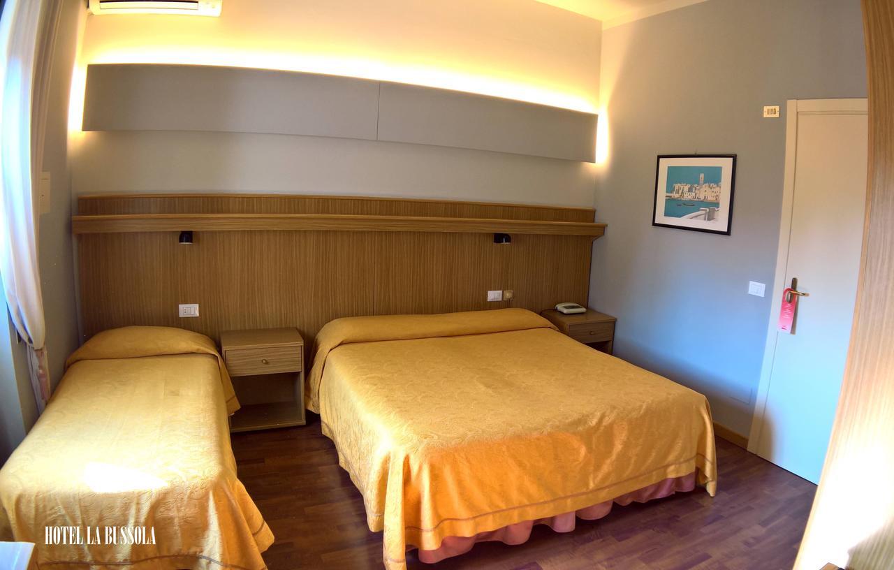 Hotel La Bussola Padenghe sul Garda Exteriör bild